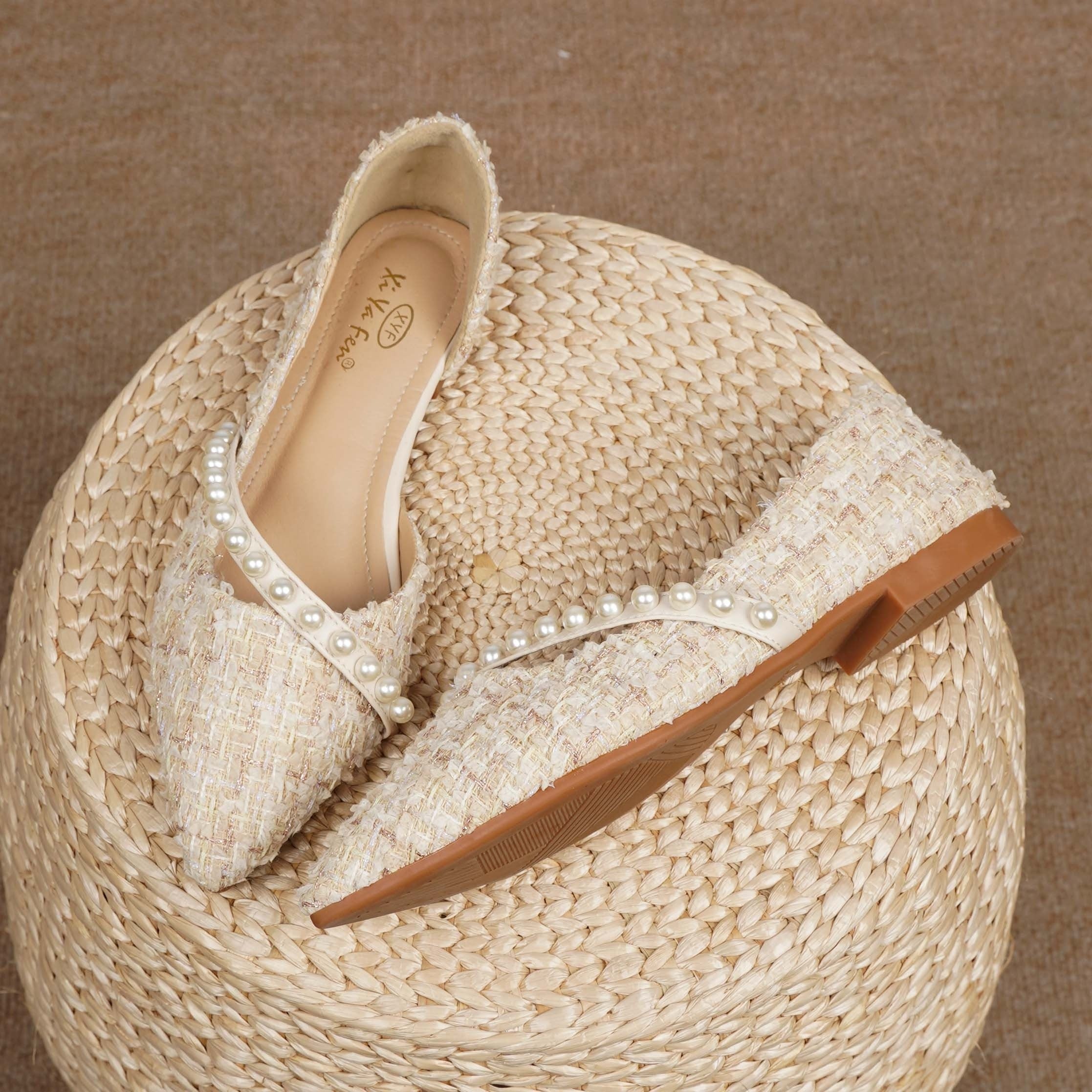 Faux Pearl Decor Flat Shoes Elegant Lightweight Women's Faux Pearl Decor Flat Shoes - Comfortable Point Toe Slip On Shoes