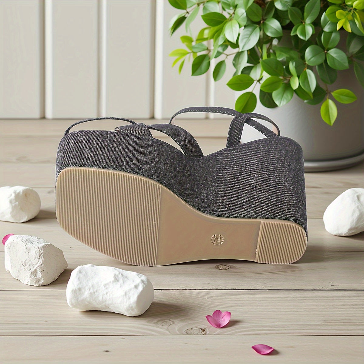 New Summer Trendy Fashion Open-Toe Women'S Wedge Sandals, Featuring a Solid Color Design with a Thick Platform And Base, Comfortable And Versatile High-Heeled Sandals That Add Height.