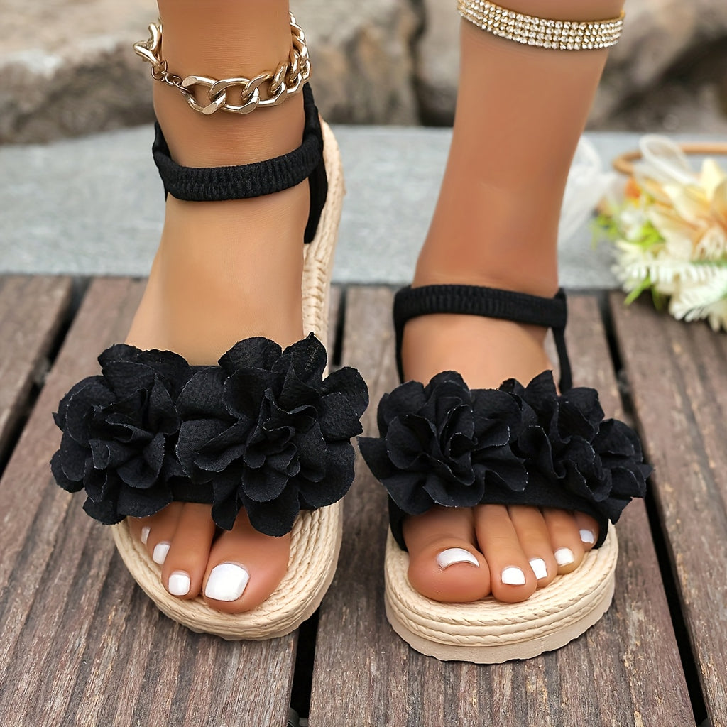 New Summer Floral Sandals for Women in a European And American Style, Comfortable, Non-Slip, Casual, And Fashionable for Outdoor Wear.